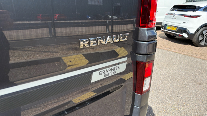 Renault Trafic Swb Diesel SL30 Blue dCi 170 Graphite Edition Van EAG9 - Image 46